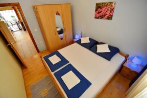 Apartments by the sea Zdrelac, Pasman - 8362