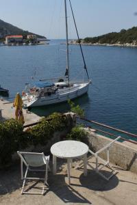 Studio Zaklopatica 8393a