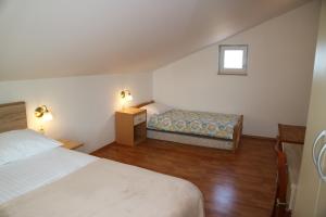 Secluded fishermans cottage Cove Donje More, Pasman - 8413