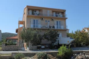 Double Room Tkon 8377b 