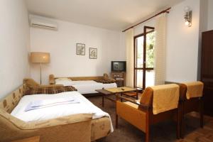 Apartments with a parking space Kukljica, Ugljan - 8278