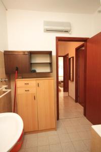 Apartments with a parking space Kukljica, Ugljan - 8278