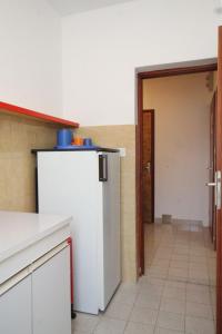 Apartments with a parking space Kukljica, Ugljan - 8278