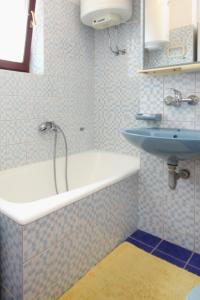 Apartments by the sea Sali, Dugi otok - 8193