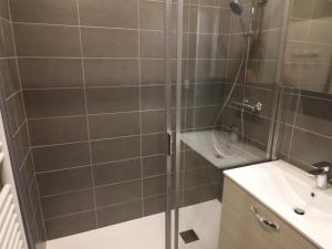 Studio lumineux 4 pers, accès direct pistes, balcon sud-est - FR-1-502-426