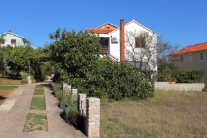Apartments with parking space Kraj, Pasman - 8372