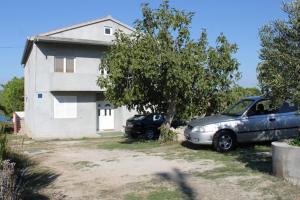 Family friendly seaside apartments Nevidjane Pasman 8394