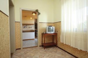 Apartments by the sea Tkon, Pasman - 8395