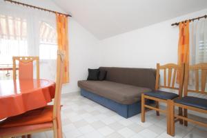 Apartments by the sea Kukljica, Ugljan - 8402