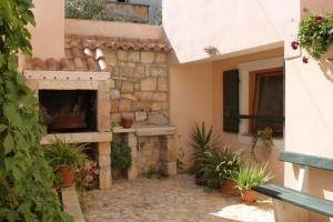 Apartments with a parking space Preko, Ugljan - 8434