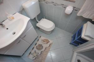 Apartments by the sea Poljana, Ugljan - 8450