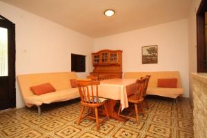 Apartments by the sea Zdrelac - Pasman - 8405