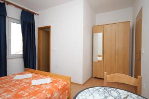 Apartments by the sea Tkon, Pasman - 8454