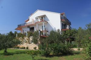 Apartments by the sea Tkon, Pasman - 8458