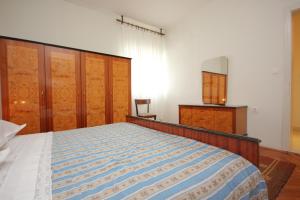 Apartments by the sea Kali, Ugljan - 8503