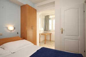 Apartments with WiFi Dubrovnik - 8592