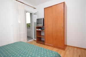 Apartments by the sea Cove Mala Lamjana, Ugljan - 8461