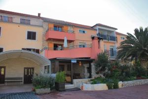 Apartments by the sea Poljana, Ugljan - 8432