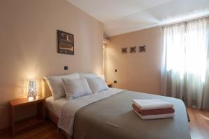Two-Bedroom Apartment with Balcony and Sea View room in Apartments by the sea Poljana Ugljan - 8432