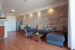 Apartments by the sea Poljana, Ugljan - 8432