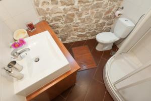 Apartments by the sea Poljana, Ugljan - 8432