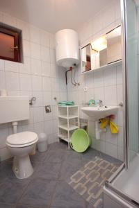 Apartments with a parking space Kraj, Pasman - 8259