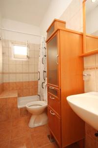 Apartments by the sea Tucepi Makarska 8742