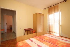 Apartments with parking space Razanj, Rogoznica - 8360