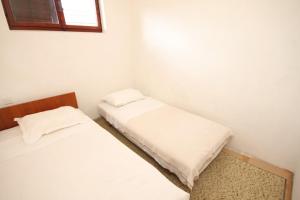 Apartments with parking space Razanj, Rogoznica - 8360