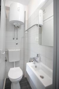 Family friendly seaside apartments Duce, Omis - 8668