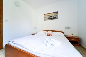 Family-friendly apartments with swimming pool Biograd na Moru, Biograd - 8370