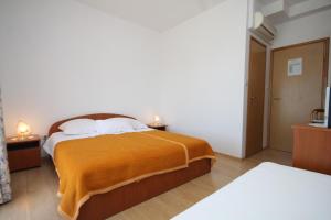 Apartments and rooms with parking space Mlini, Dubrovnik - 8835