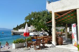 Apartments by the sea Drvenik Donja vala, Makarska - 8807