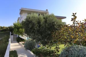 Apartments by the sea Zecevo Rtic, Rogoznica - 10333 