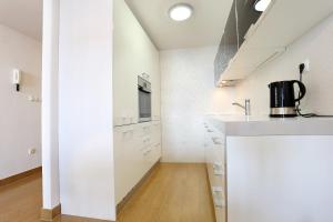 Apartments by the sea Zecevo Rtic, Rogoznica - 10333