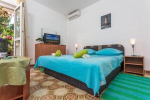 Rooms by the sea Mavarstica, Ciovo - 10335