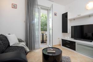 Apartment Rogoznica 10339b
