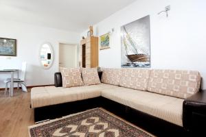 Seaside holiday house Stanici, Omis - 10357