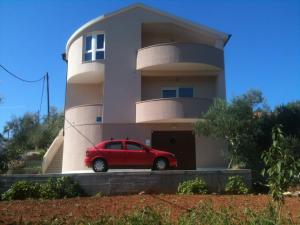 Apartments by the sea Cove Mala Lamjana, Ugljan - 11019