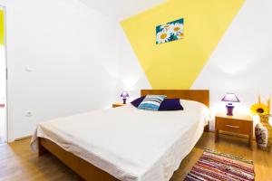 Holiday house with a parking space Kasic, Sibenik - 11079