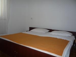 Apartments with a parking space Vrboska (Hvar) - 11178