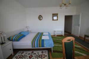 Apartments by the sea Krk - 11205