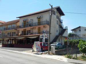 Apartments by the sea Podaca, Makarska - 11155