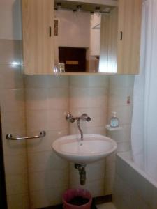 Apartments by the sea Martinscica, Cres - 11279