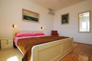 Apartments with a parking space Rabac, Labin - 11325