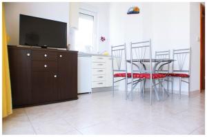 Apartments by the sea Razanj Rogoznica 11347