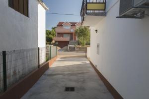 Apartments with a parking space Maslenica Novigrad 11384