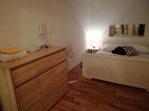 Apartments with parking space Sumartin, Brac - 11387