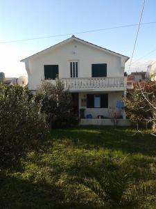 Apartments with a parking space Tribunj, Vodice - 11023