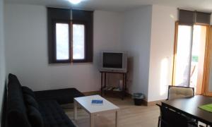 Apartments with a parking space Dajla, Novigrad - 11324 